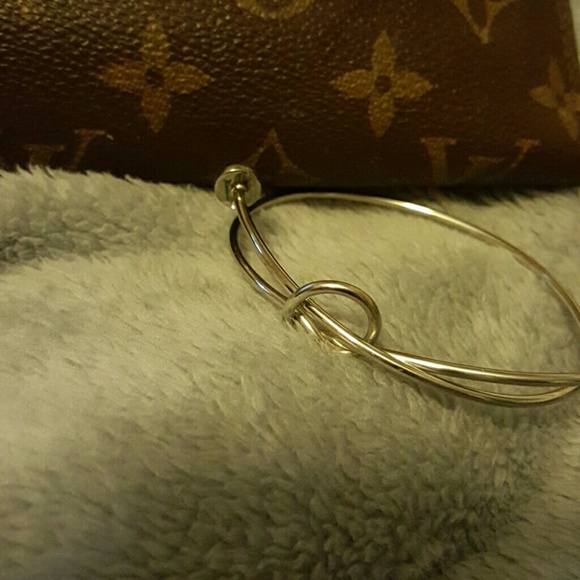 🍃😍NAIL THREW THE KNOT BRACELETS😍🍃 - Picture 3 of 4