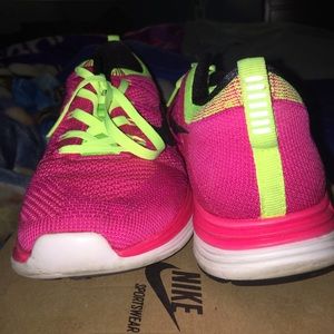Nike women shoes