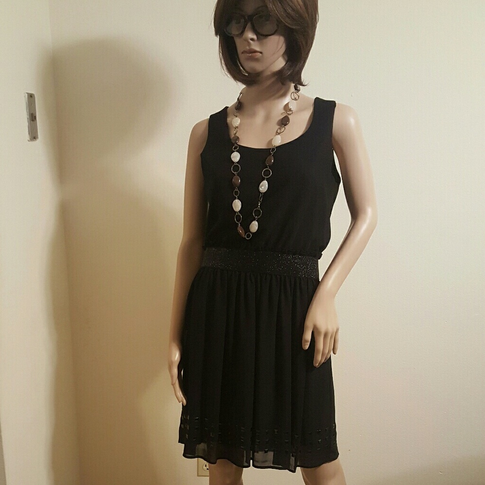 213 Michelle Kim Sleeveless Dress - Picture 1 of 8