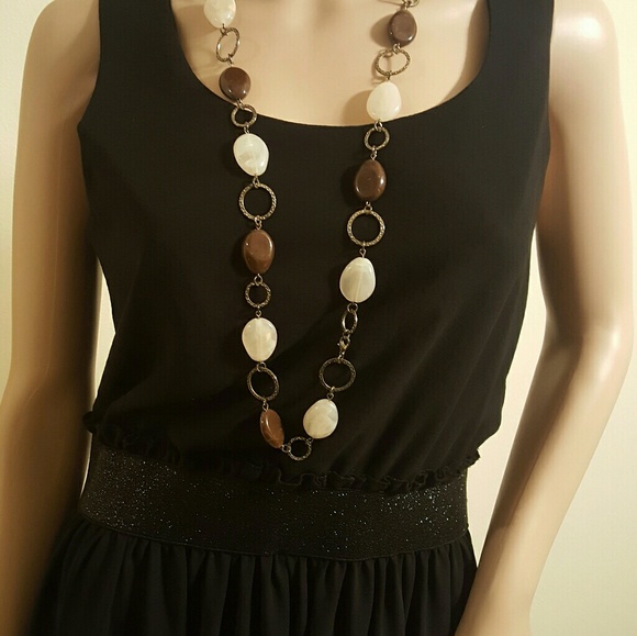 213 Michelle Kim Sleeveless Dress - Picture 5 of 8