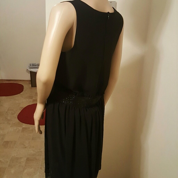 213 Michelle Kim Sleeveless Dress - Picture 6 of 8