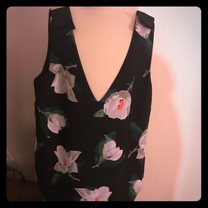 Banana Republic Andrea Bow floral tank