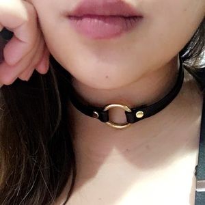Genuine Leather Ring Choker