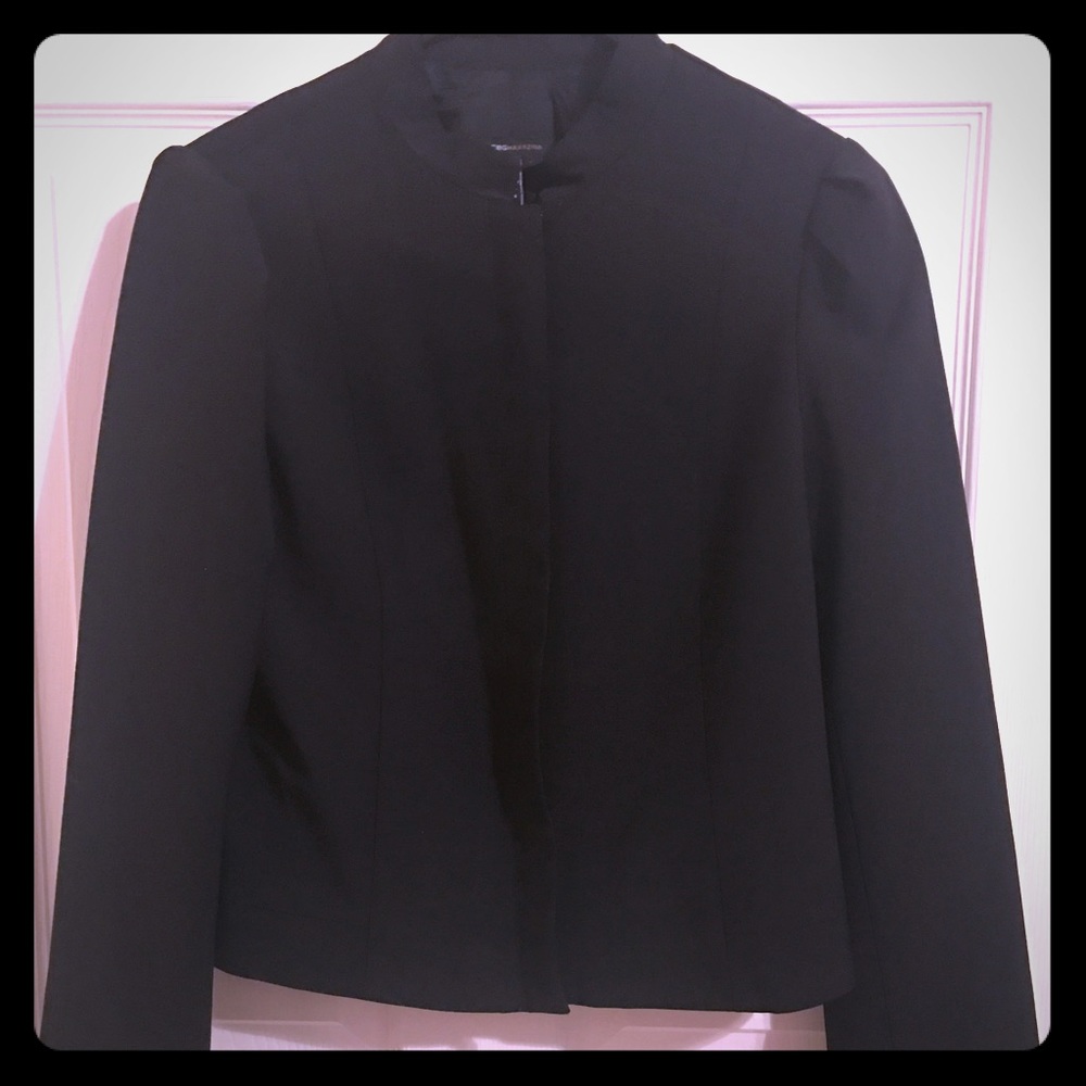 BcbgMaxazria mandarin collar blazer