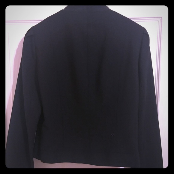 BcbgMaxazria mandarin collar blazer - Picture 4 of 4