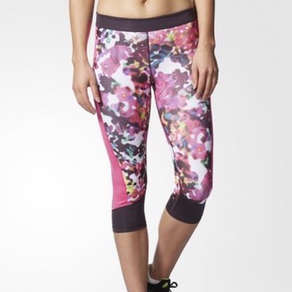 Techfit Floral Explosion Capri - Picture 1 of 3