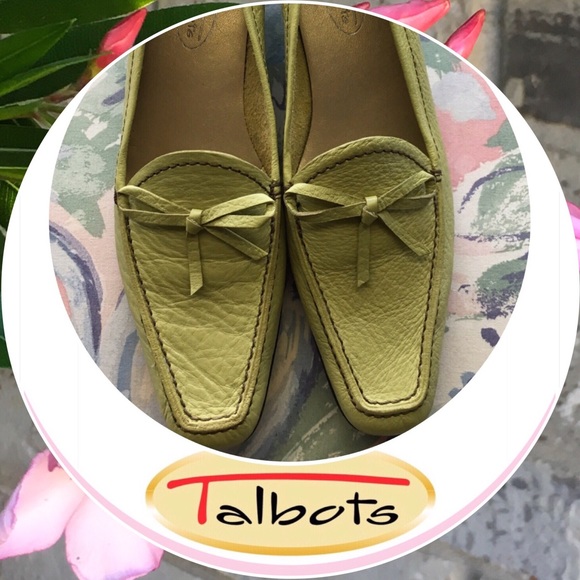Talbots Shoes - EUC❣️LIKE NEW❣️TALBOTS Pebble Leather, Kitten Heel