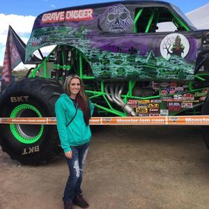 Meet your Posher, Danielle