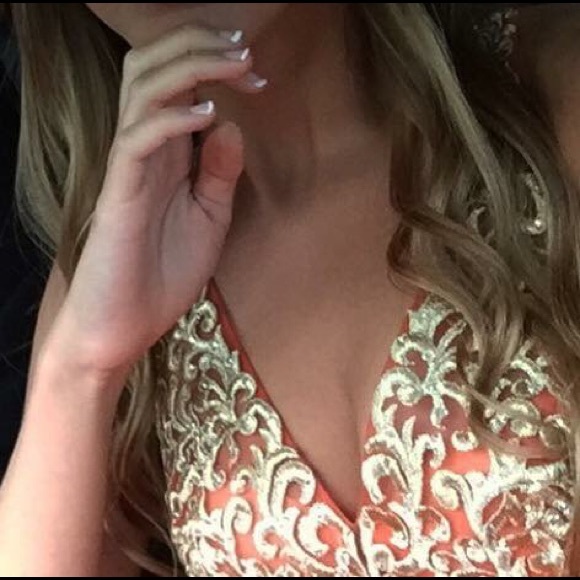 PROM DRESS - Picture 6 of 7