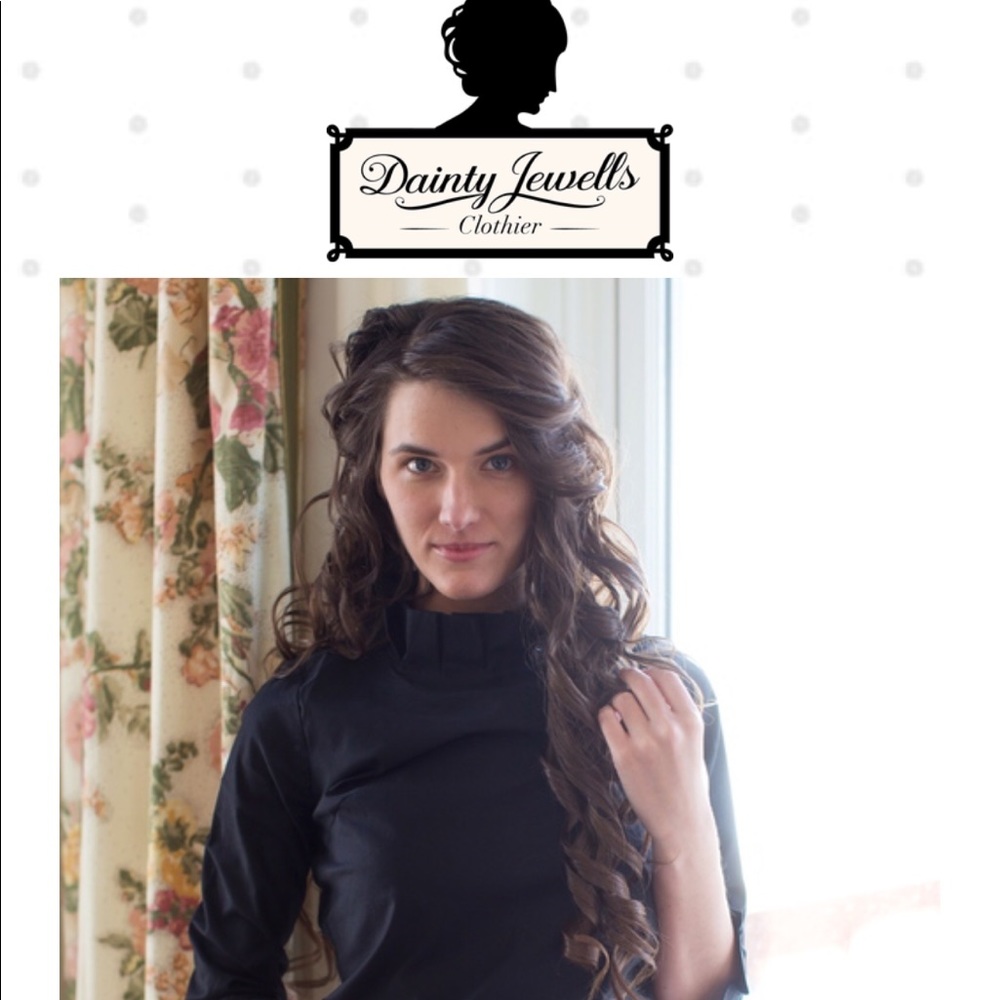 Dainty Jewell's XXL  "Lauren Top"