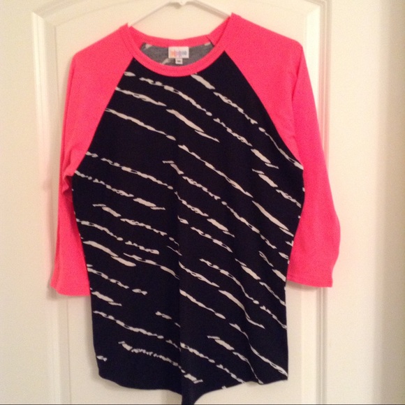 LuLaRoe Tops - ***Lularoe Randy***