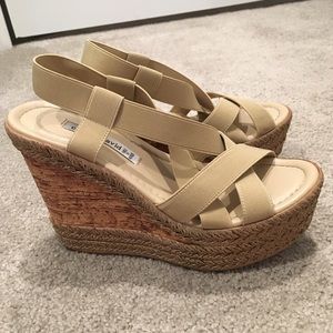 Nude wedges with stretchy straps