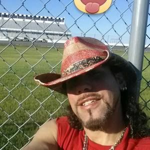 Meet your Posher, Luis