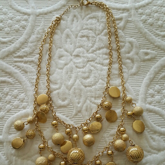 NWOT Gold Multi-layered Statement Necklace - Picture 2 of 2