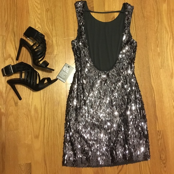 Gun metal grey sequin mini dress - Picture 2 of 3