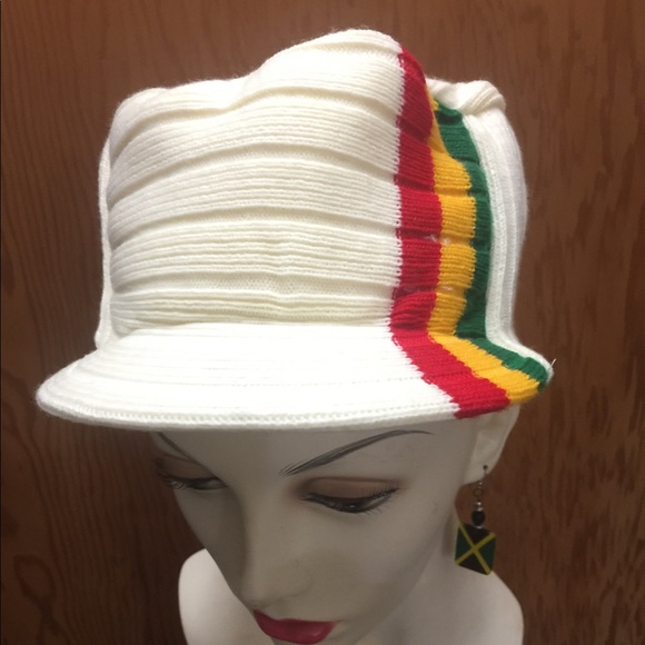 Accessories - 🆕 Rasta knit hat
