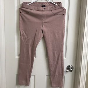 Hue stretch cropped pants