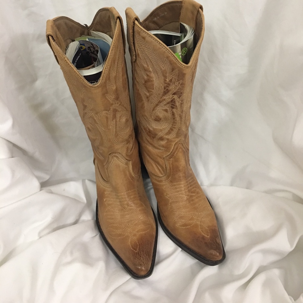 Aldo tan and cognac cowboy boots 39