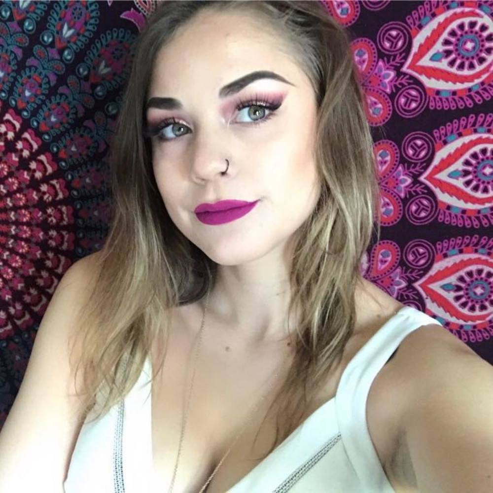 Meet your Posher, Lisette