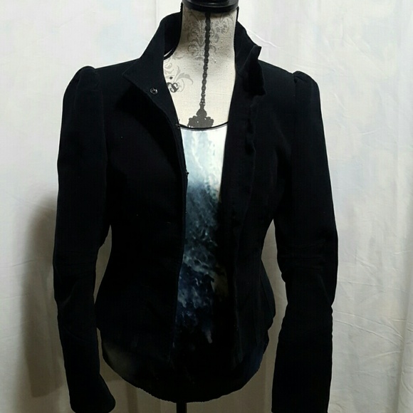Zara Jackets & Blazers - 💋ZARA velvet like blazer