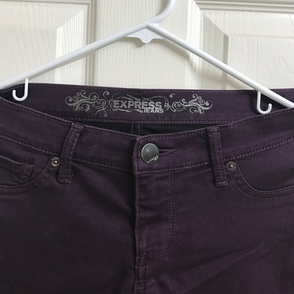 Express jean legging low rise stretch pants. - Picture 2 of 4