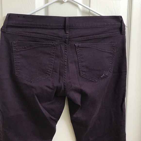 Express jean legging low rise stretch pants. - Picture 3 of 4