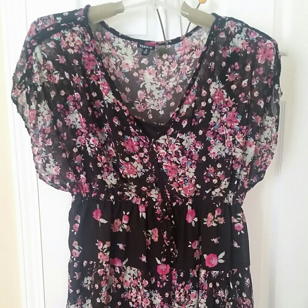 Floral chiffon dolman sleeve dress