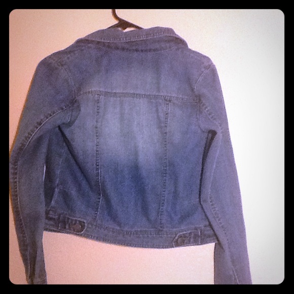 Jean jacket - Picture 2 of 3