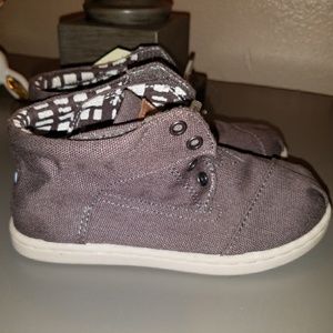 Toms Grey Canvas shoes