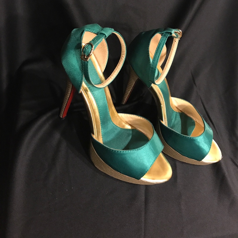 Emerald Green Stiletto high heels 👡😍