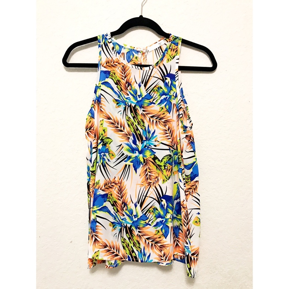 ⭐️Floral Print Sleeveless Top⭐️
