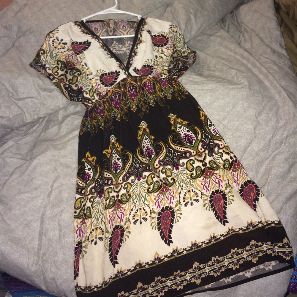 👘Simple Paisley T-Shirt Dress