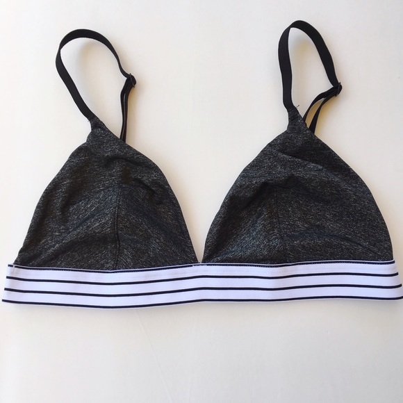 Victoria's Secret Other - 1-H SALE! ❤️ Triangle Bralette