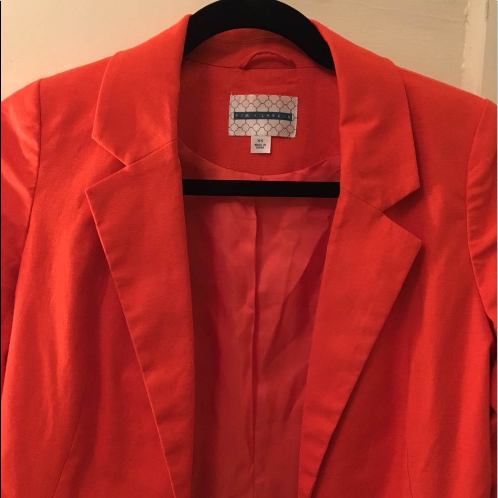 Linen blazer - Picture 4 of 4