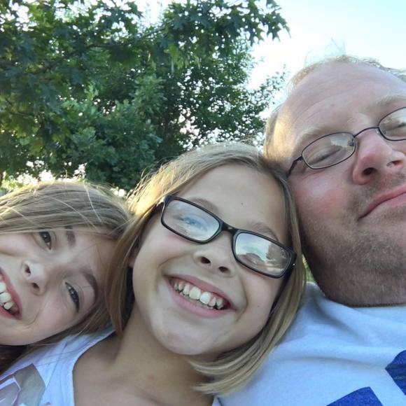 Meet your Posher, Lucas - Picture 1 of 1