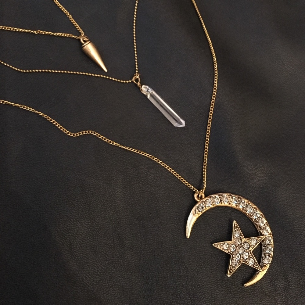 Moon & star necklace ✨