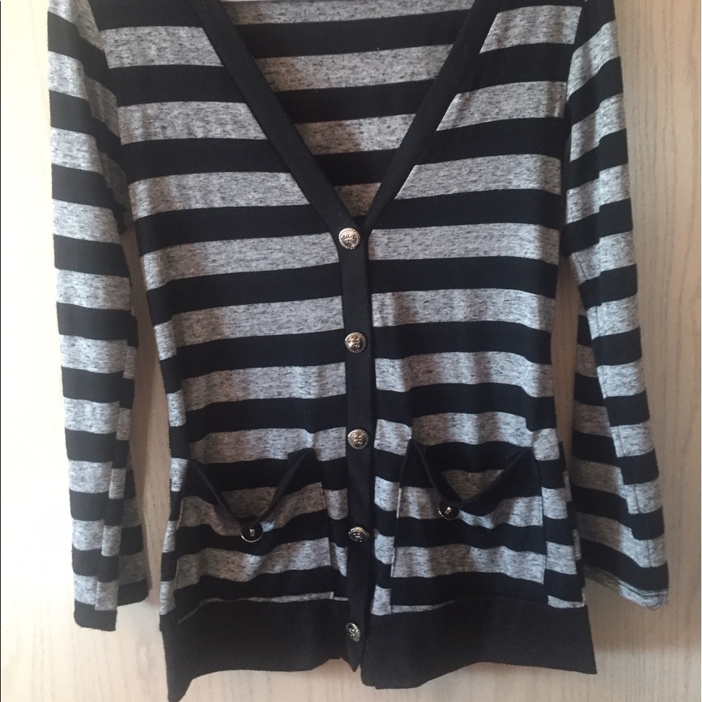 Annabelle sweater/cardigan