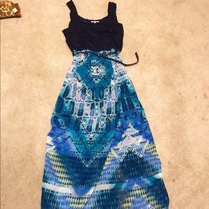 ❌Sold❌ geometric print dress with belt