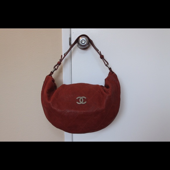 Chanel messenger bag, vintage rouge Bordeaux, Ref#81635 - Picture 1 of 10
