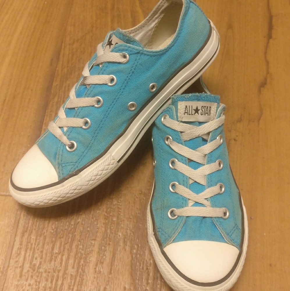 Light Blue Converse Low Tops