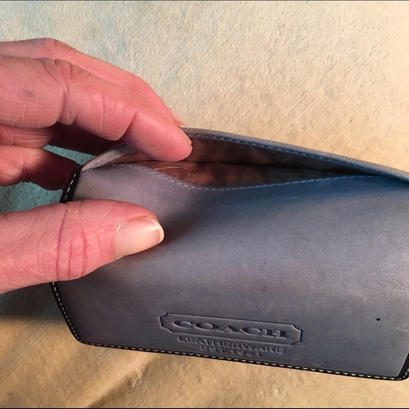COACH light blue wallet - Picture 4 of 4