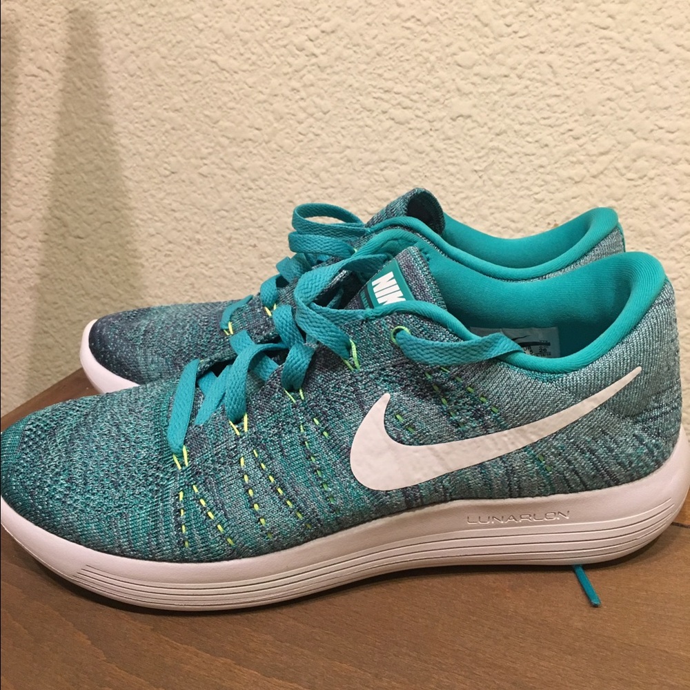 Nike lunarepic flyknit 8.5 women's