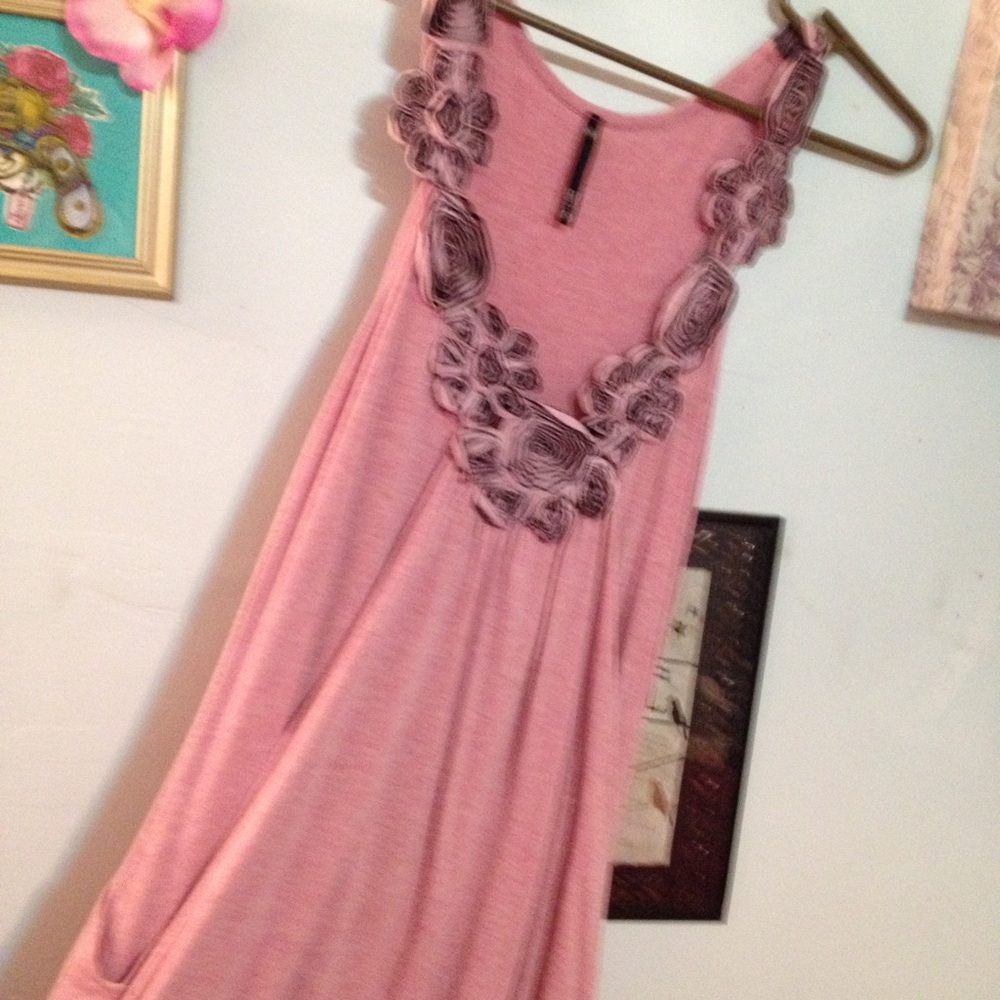 Pink and grey sleeveless top