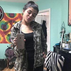 Meet your Posher, Nicolette