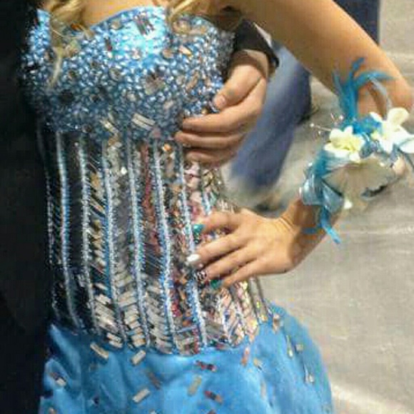 Prom Dress - Picture 3 of 3