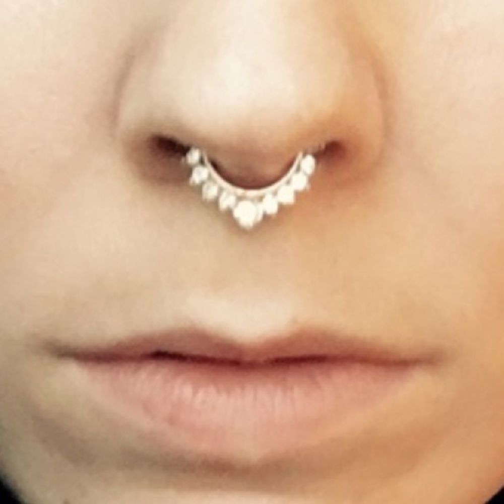 💧Fashion Non-Pierced Septum Nose Clip💧