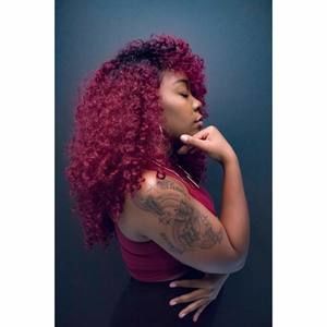 Meet your Posher, Yolanda