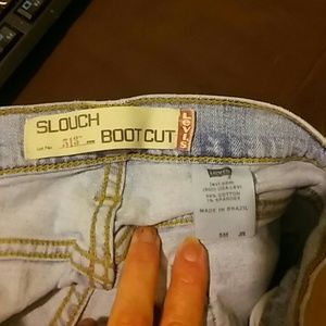 Levis 513