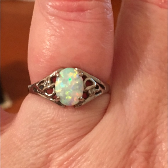Gorgeous opal 925 sterling silver ring 💍 - Picture 5 of 7
