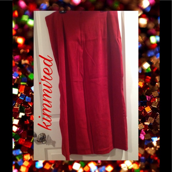 ✂️🌹BRiGGS NeW YoRK Red Suede Like Skirt ~ 1️⃣8️⃣ - Picture 2 of 5